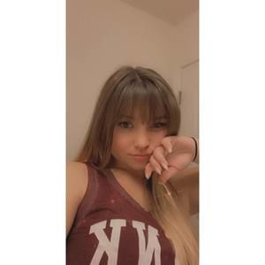 Meet your Posher, Justina